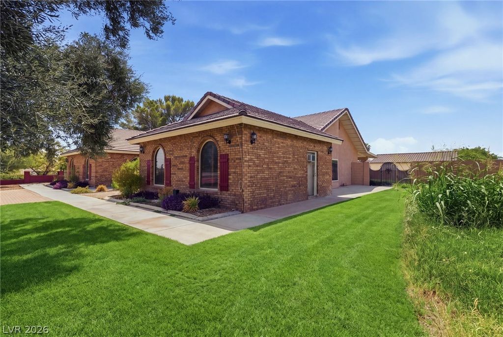 8385 West La Madre Way, Las Vegas, NV 89149 — photo 5