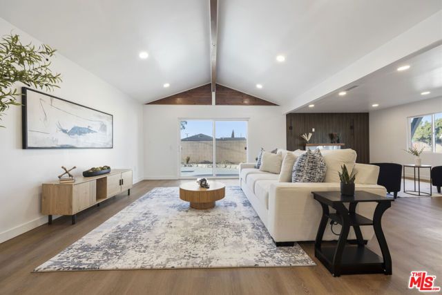 19203 Galway Avenue, Carson, CA 90746