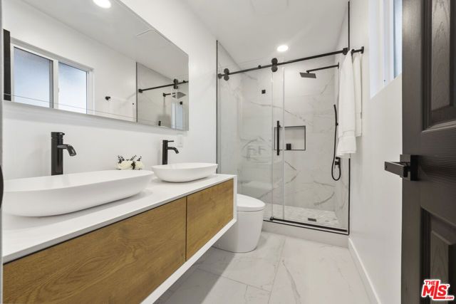 19203 Galway Avenue, Carson, CA 90746