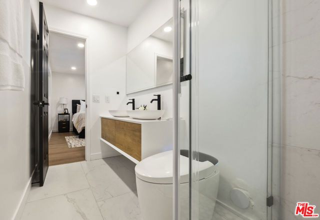 19203 Galway Avenue, Carson, CA 90746