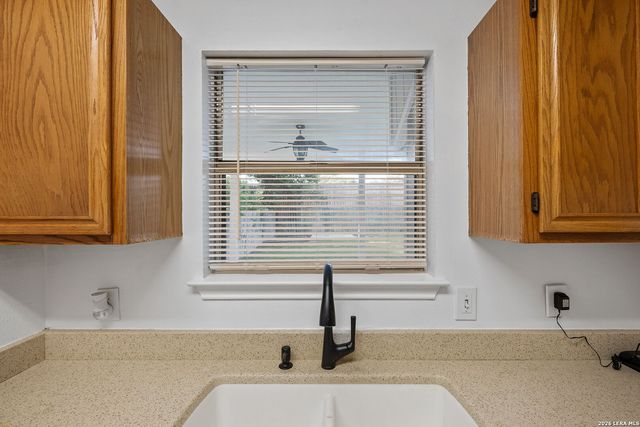 514 Freiling, San Antonio, TX 78213