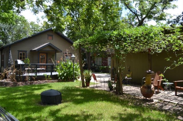 1413 Lawrence Street, Houston, TX 77008