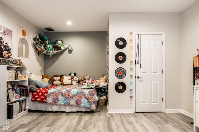 6138 Crabapple Drive, Whitestown, IN 46075