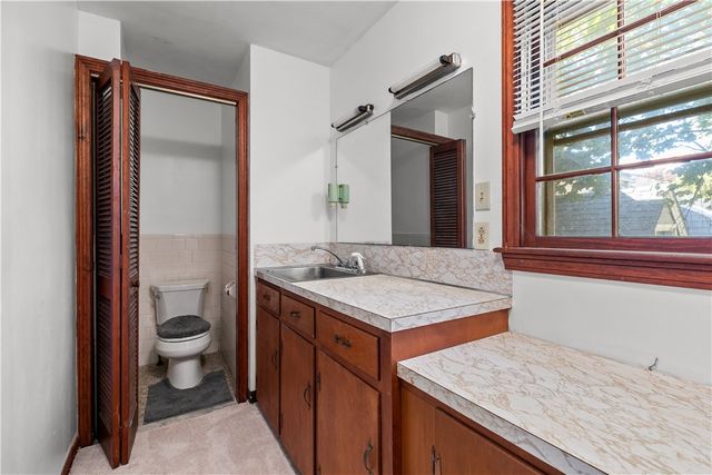 40 Aaron Avenue, Bristol, RI 02809