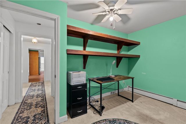 40 Aaron Avenue, Bristol, RI 02809