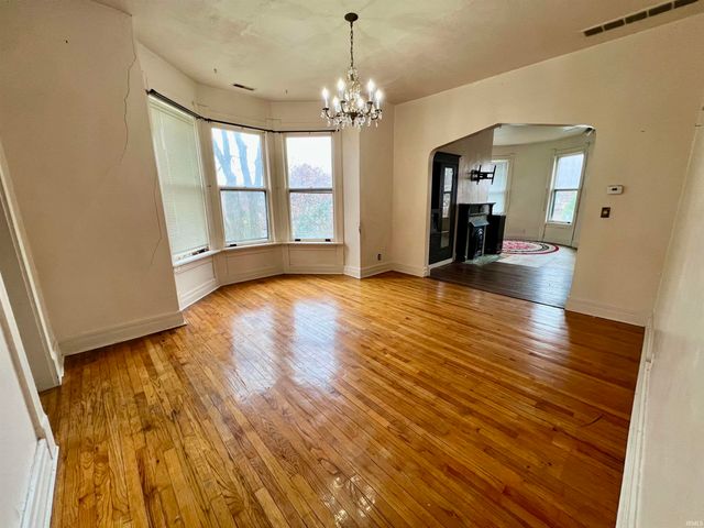 301 Washington Avenue, Evansville, IN 47713