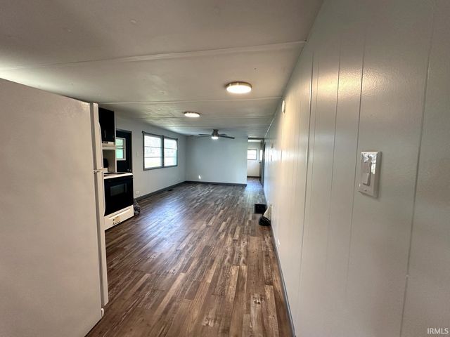 3707 Tunnelton Road, Bedford, IN 47421