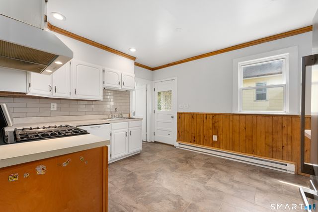 42 Pine Street, Torrington, CT 06790