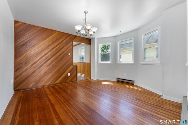 42 Pine Street, Torrington, CT 06790