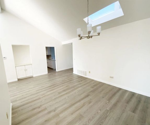 80 Kingston, Coronado, CA 92118