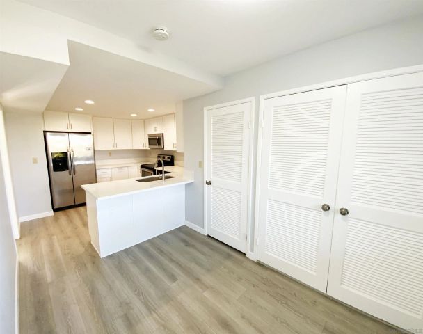 80 Kingston, Coronado, CA 92118