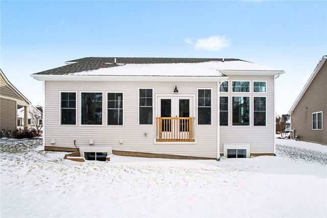 16 Aden Hill, Pittsford, NY 14534