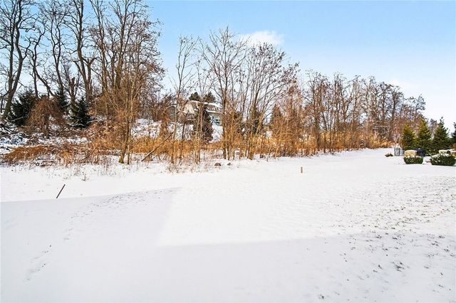 16 Aden Hill, Pittsford, NY 14534