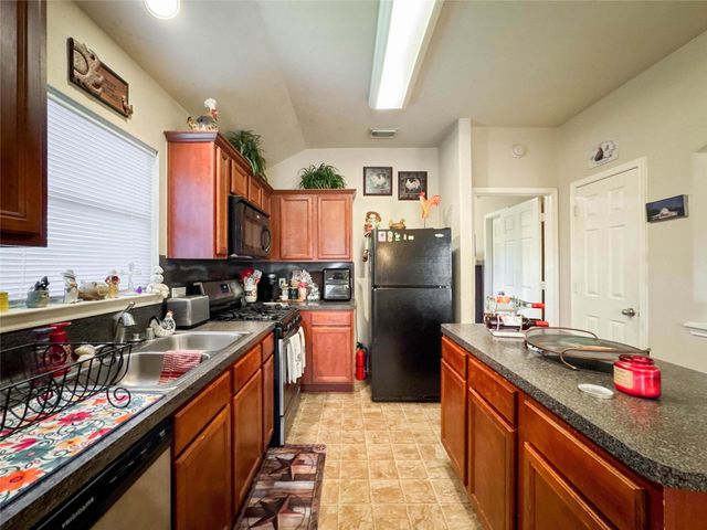 7031 Musclewood Road, Baytown, TX 77521
