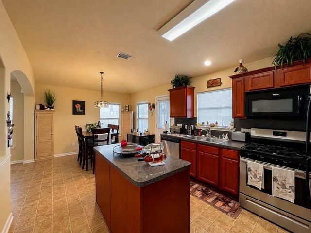 7031 Musclewood Road, Baytown, TX 77521