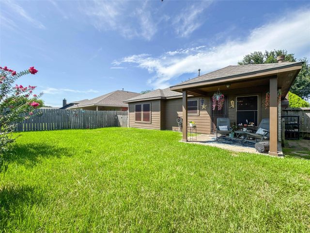7031 Musclewood Road, Baytown, TX 77521