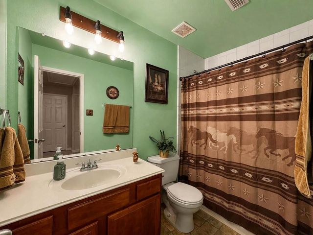 7031 Musclewood Road, Baytown, TX 77521