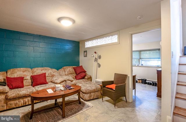 2550 GRANT ST, Reading, PA 19606