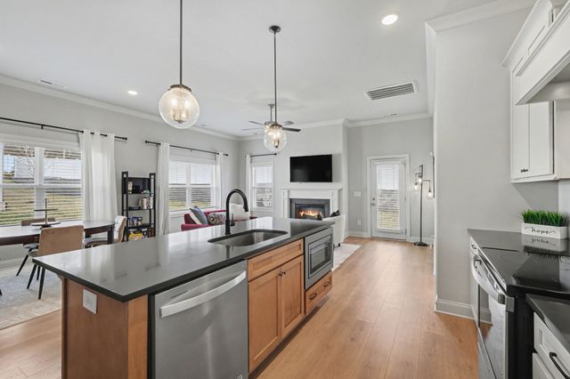 904 Chick Ct, Brentwood, TN 37027