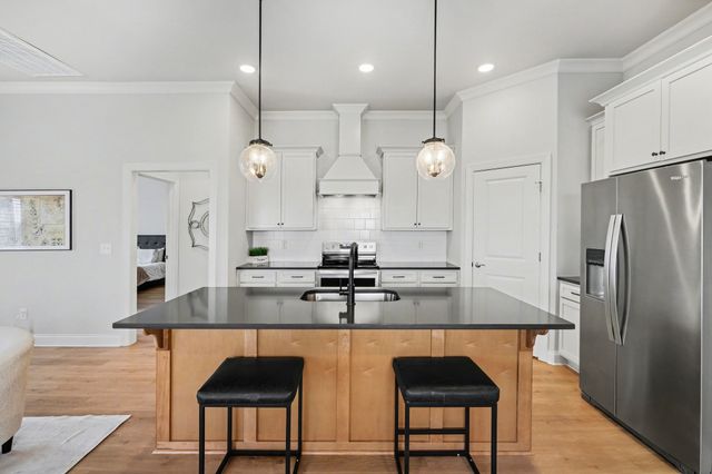 904 Chick Ct, Brentwood, TN 37027