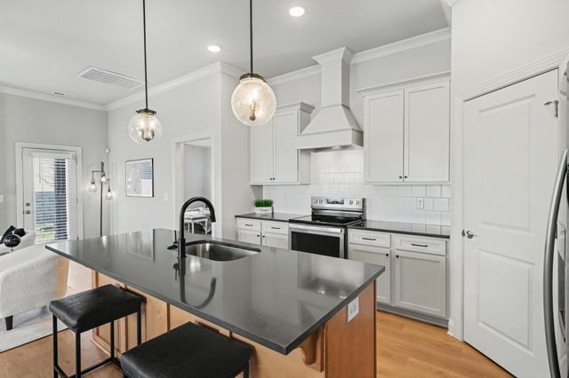 904 Chick Ct, Brentwood, TN 37027