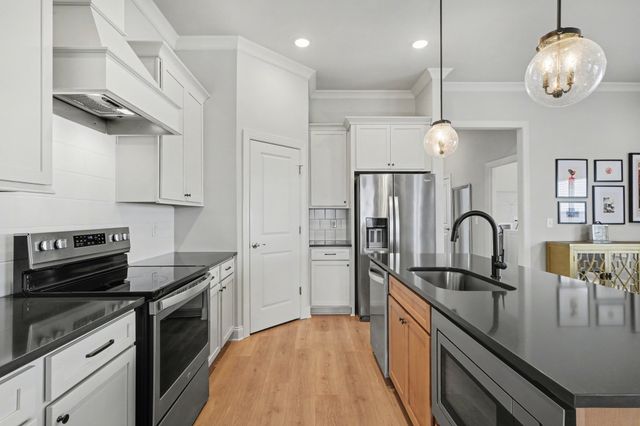 904 Chick Ct, Brentwood, TN 37027