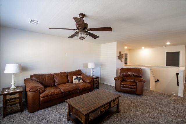 629 Fox Creek Trail, Fort Worth, TX 76131