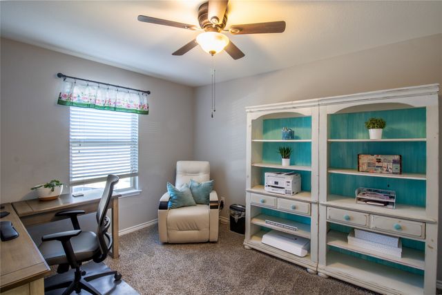 629 Fox Creek Trail, Fort Worth, TX 76131