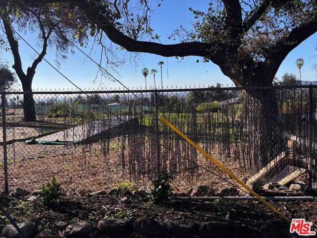 408 Wistaria Place, Altadena, CA 91001