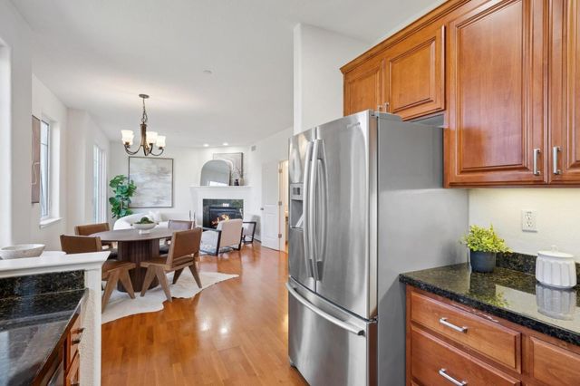 239 Granada Park Circle, Mountain View, CA 94043