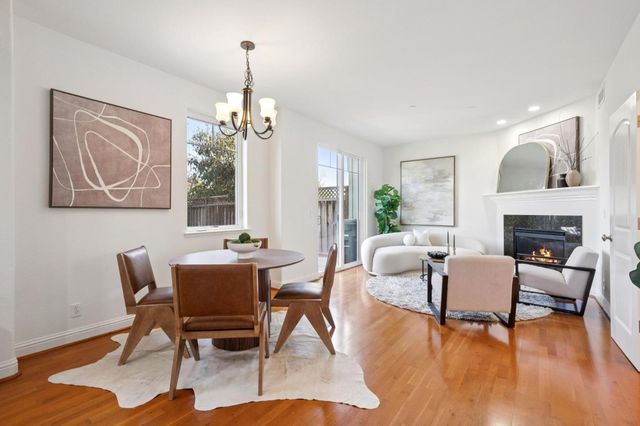 239 Granada Park Circle, Mountain View, CA 94043