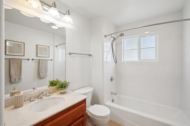 239 Granada Park Circle, Mountain View, CA 94043