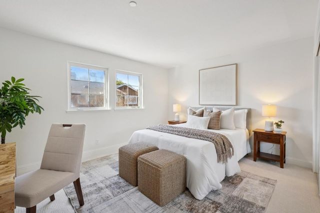 239 Granada Park Circle, Mountain View, CA 94043