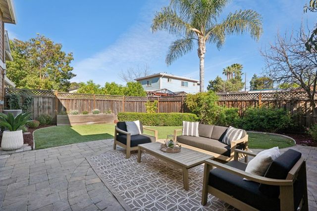 239 Granada Park Circle, Mountain View, CA 94043