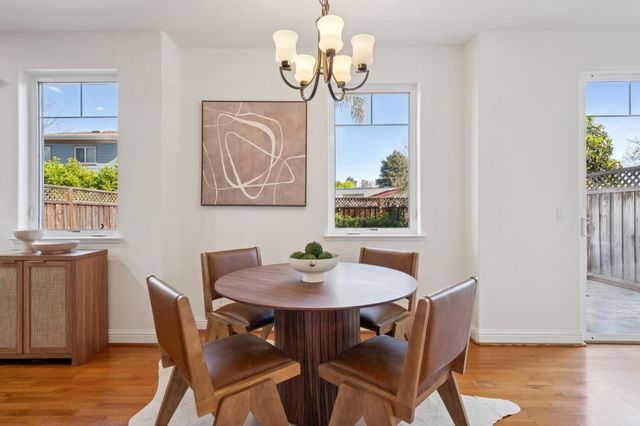 239 Granada Park Circle, Mountain View, CA 94043