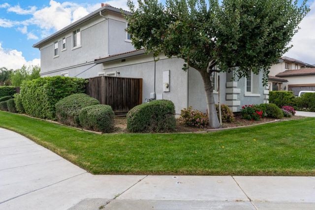 2385 S Rock Creek Dr, Los Banos, CA 93635