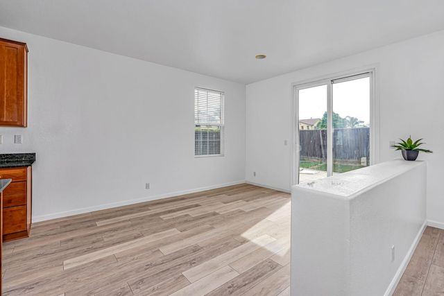 2385 S Rock Creek Dr, Los Banos, CA 93635