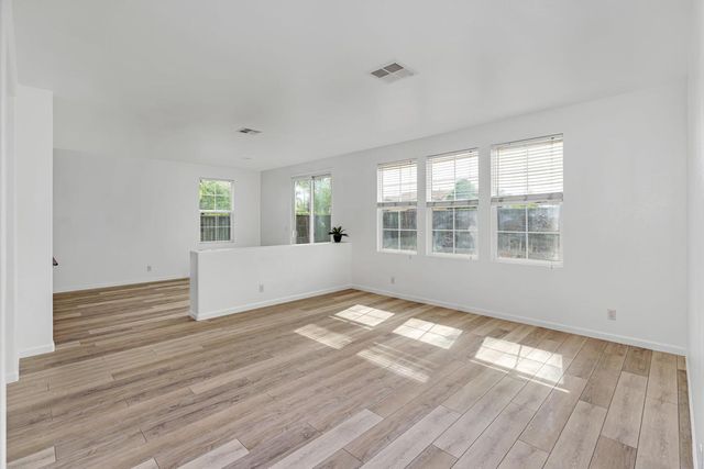 2385 S Rock Creek Dr, Los Banos, CA 93635