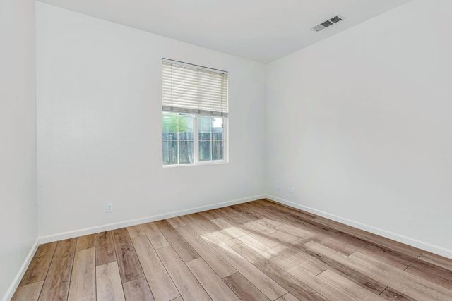 2385 S Rock Creek Dr, Los Banos, CA 93635