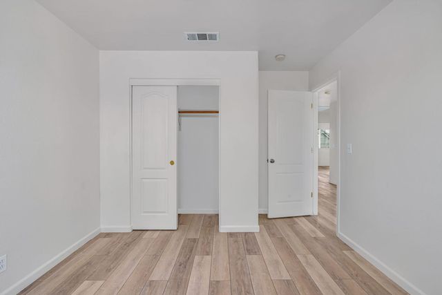 2385 S Rock Creek Dr, Los Banos, CA 93635