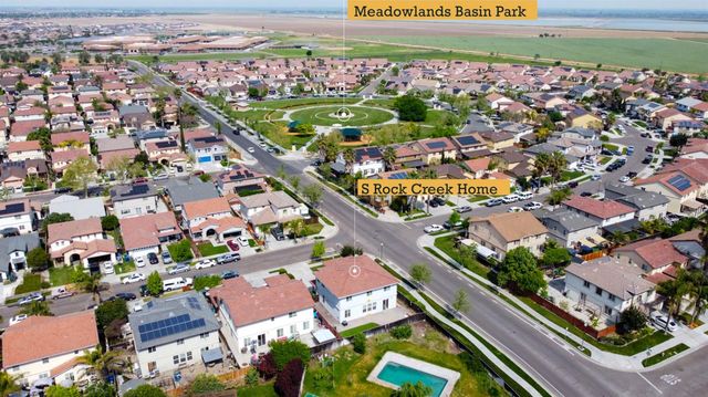 2385 S Rock Creek Dr, Los Banos, CA 93635