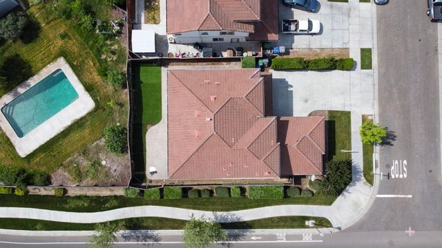 2385 S Rock Creek Dr, Los Banos, CA 93635