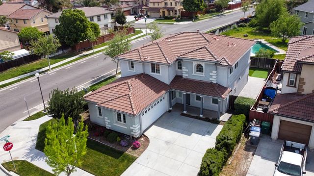 2385 S Rock Creek Dr, Los Banos, CA 93635