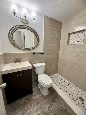 6751 NW 193rd Ln 6751, Hialeah, FL 33015