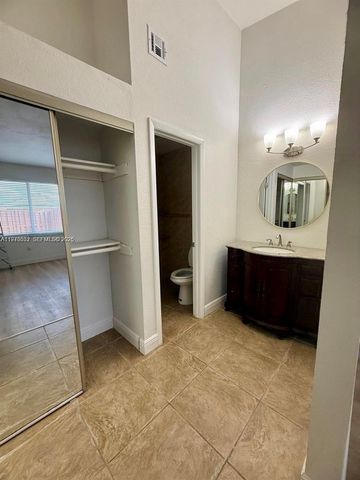 6751 NW 193rd Ln 6751, Hialeah, FL 33015