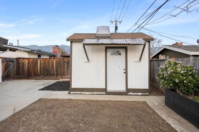 3332 Pepper Tree Lane, San Jose, CA 95127