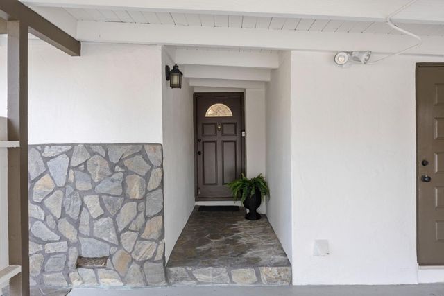 3332 Pepper Tree Lane, San Jose, CA 95127