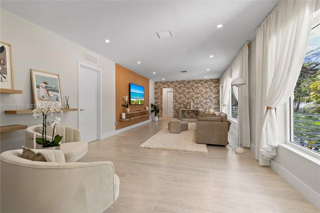 1345 SW 14th Avenue, Miami, FL 33145