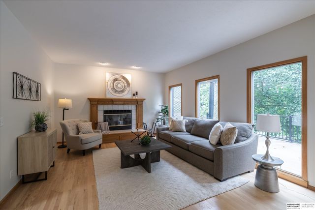 6426 S 177th Street, Omaha, NE 68135