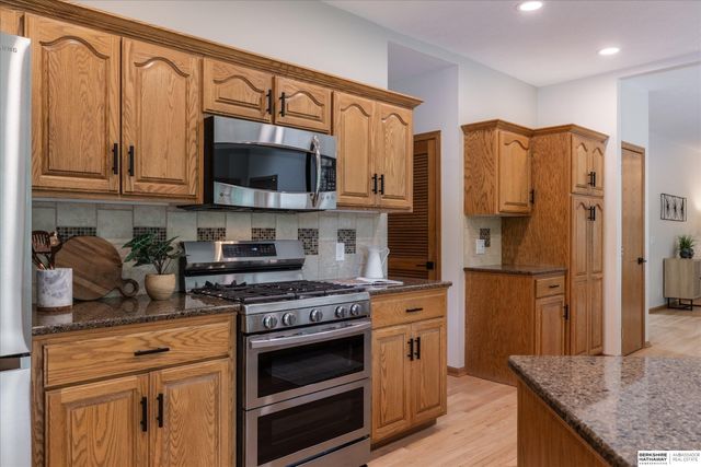 6426 S 177th Street, Omaha, NE 68135